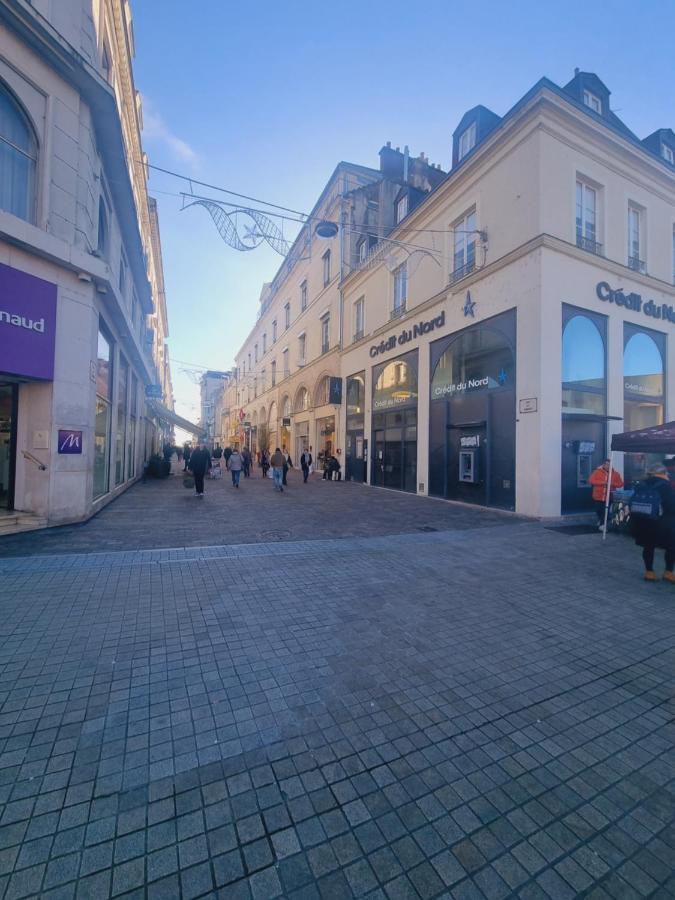 לה מאנש Sweet Nina Jazz Appartement Pour 5 Voyageurs, Situe A La Place De La Republique, Avec Parking Et Lit Queen Size מראה חיצוני תמונה