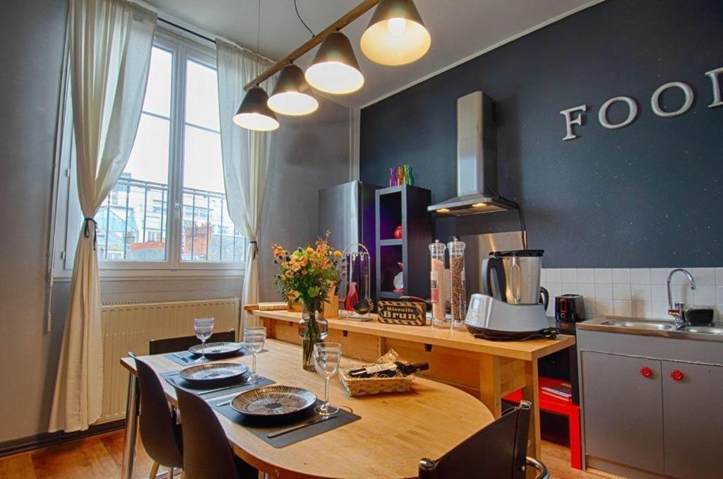 לה מאנש Sweet Nina Jazz Appartement Pour 5 Voyageurs, Situe A La Place De La Republique, Avec Parking Et Lit Queen Size מראה חיצוני תמונה